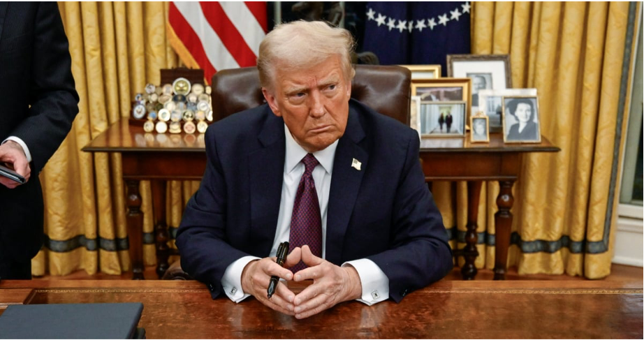 Trump anuncia oficina religiosa en la Casa Blanca para combatir el «sesgo anticristiano»