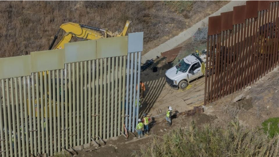 ¿México paga el muro? El ‘zar de la frontera’ de EUA dice que sí