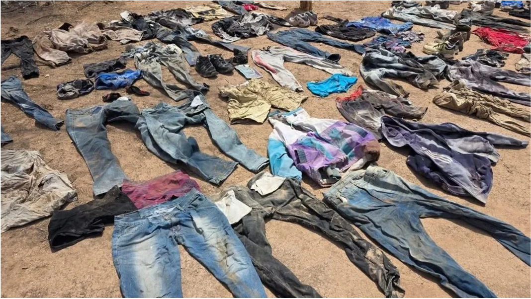 Madres Buscadoras hallan más de 200 prendas y restos óseos en Sonora: posible campamento del crimen organizado