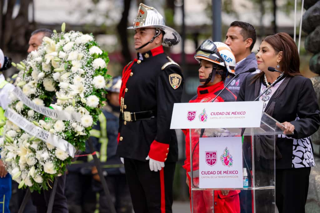 Clara Brugada anuncia programa de refuerzo de edificios en emotiva conmemoración sísmica