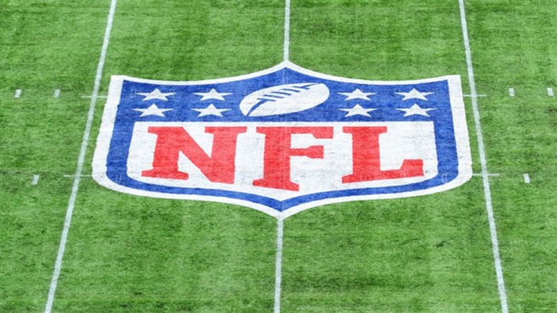 Trump arremete contra la NFL: acusa nueva regla de “afeminar” el futbol americano