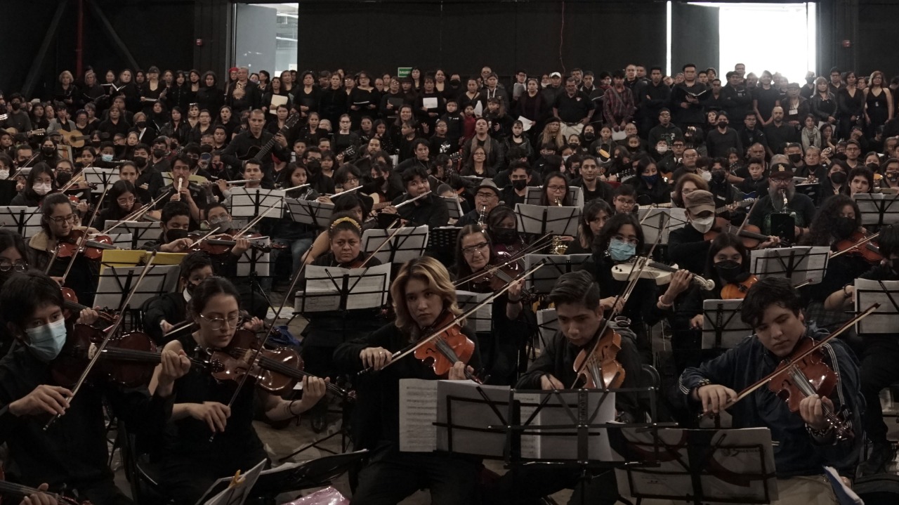 2 mil 600 músicos, un solo propósito: la Orquesta Monumental PILARES y su legado gratuito
