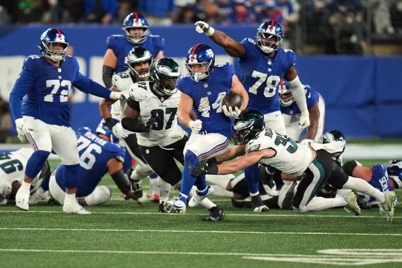 “¡Humillación en Filadelfia! Giants aplastan a los Eagles y encienden la NFC Este”