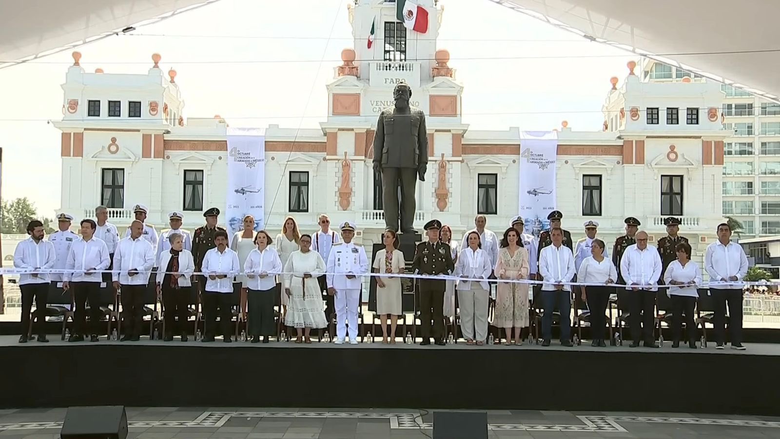 Kenia López Rabadán acompaña a la presidenta en Veracruz y llama a respetar la Constitución de 1824