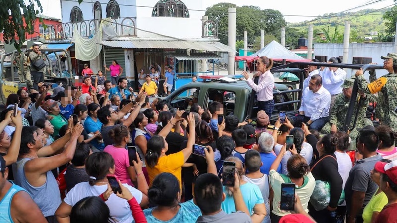Sheinbaum responde a damnificados y refuerza apoyos tras lluvias en Veracruz