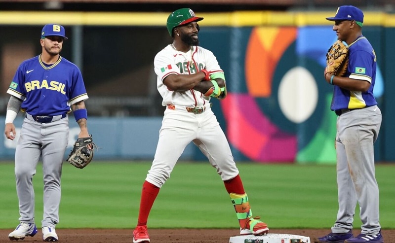 México aplasta 16-0 a Brasil y avanza con fuerza en el Clásico Mundial