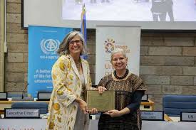 De la periferia al mundo: ONU Hábitat reconoce el modelo comunitario de Clara Brugada