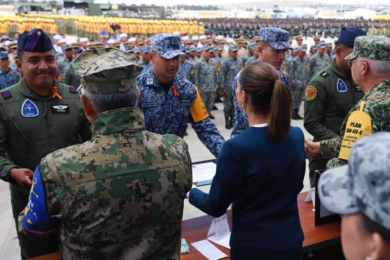 Sheinbaum rinde homenaje a brigadistas que enfrentaron las lluvias extremaas