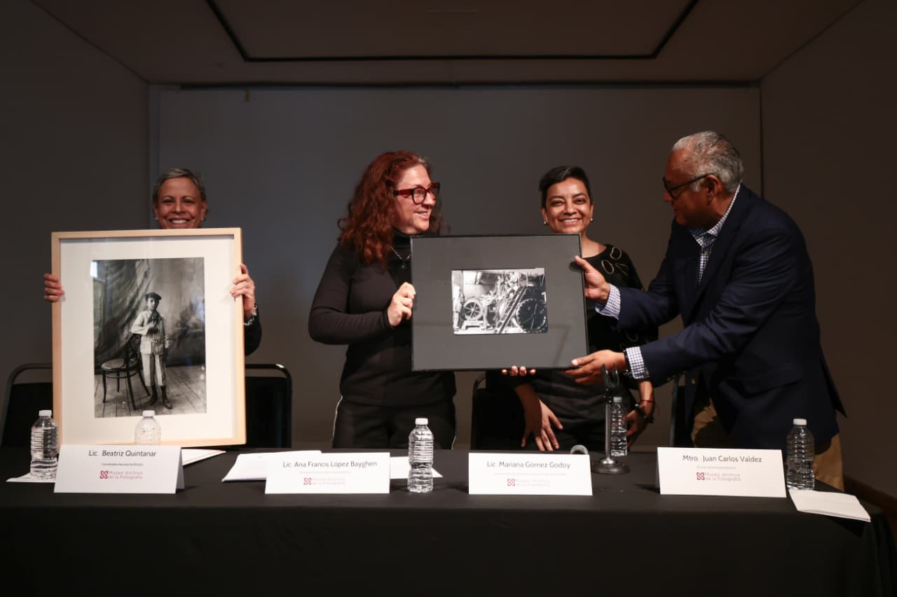 Fortalecen resguardo fotográfico de la CDMX: MAF se suma al Sistema Nacional de Fototecas