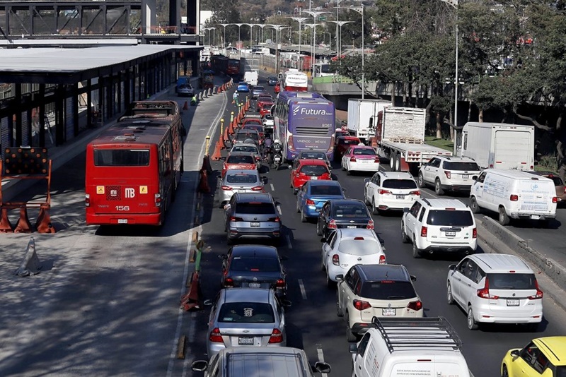 CDMX: Tráfico y Marchas Colapsan la Ciudad Hoy