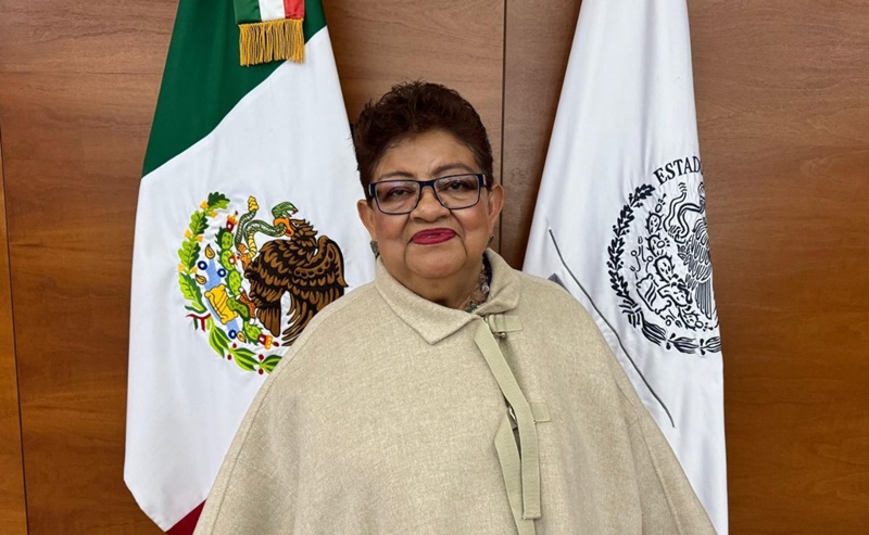 Ernestina Godoy asume FGR con promesa de “ética, firmeza y justicia”