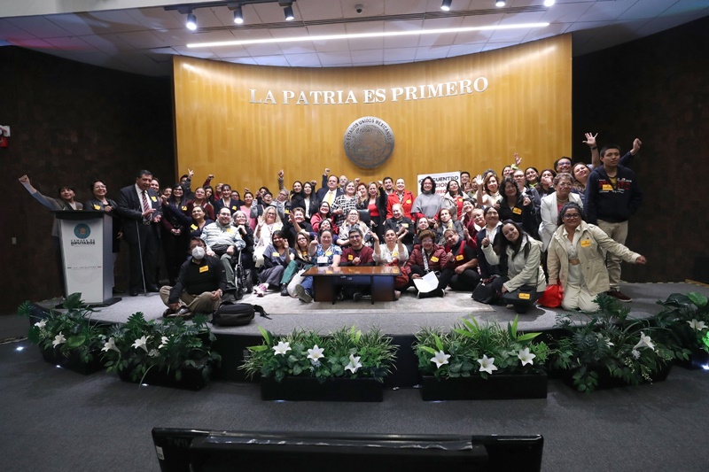 Cuando cuidar no alcanza: el Congreso abre la puerta a un nuevo México