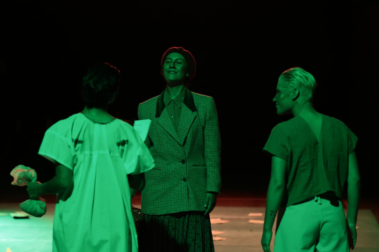 Arte chileno y mexicano se encuentran en homenaje a Gabriela Mistral en FARO Cosmos