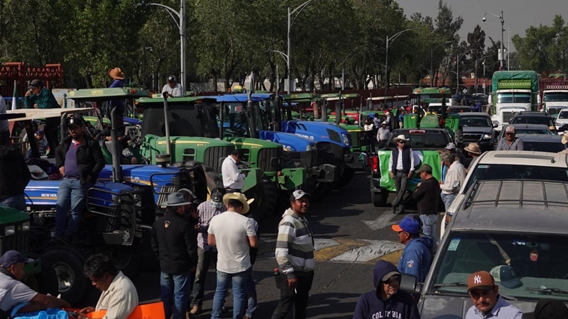 Caos vial en CDMX: marchas y bloqueos tensan la movilidad este jueves