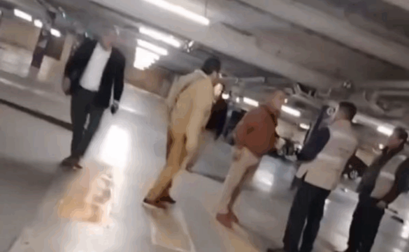 Diputado y funcionario causan destrozos en plaza de Metepec