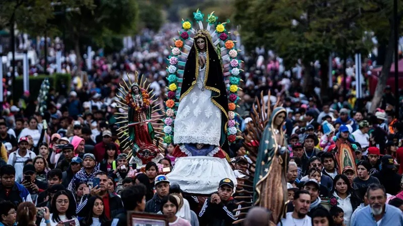 CDMX vive caos vial por peregrinos, marchas y eventos este 11 diciembre