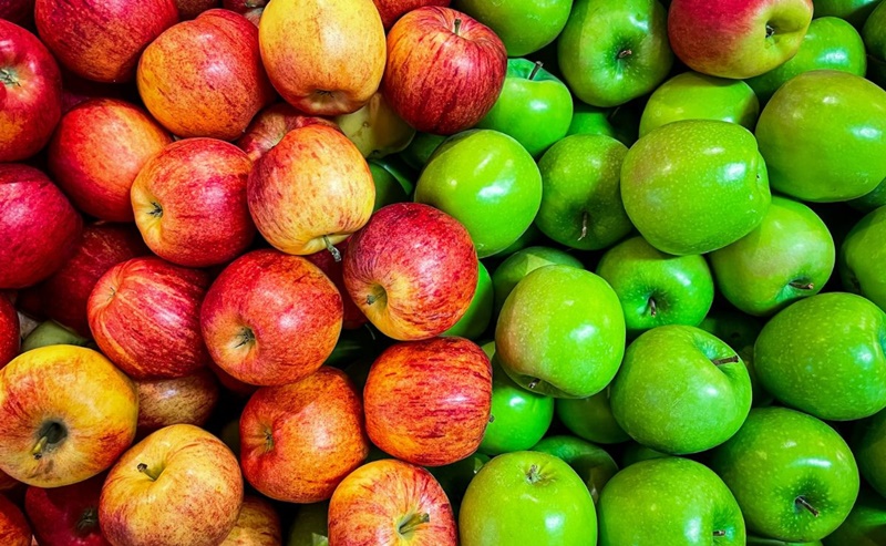 México abre investigación antidumping contra manzanas importadas de Estados Unidos