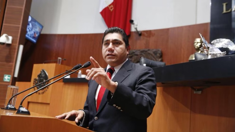 Confusión oficial tras reporte sobre hijo de exsenador del PAN