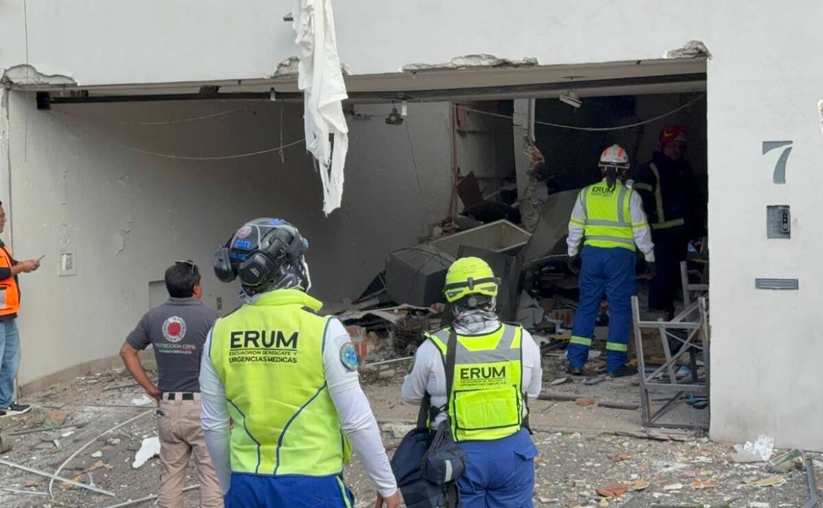 Acumulación de gas provoca explosión en vivienda de Álvaro Obregón; no hay heridos graves