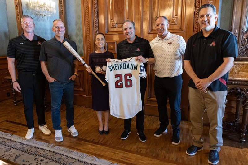 Sheinbaum refuerza lazos con MLB previo a la Mexico City Series