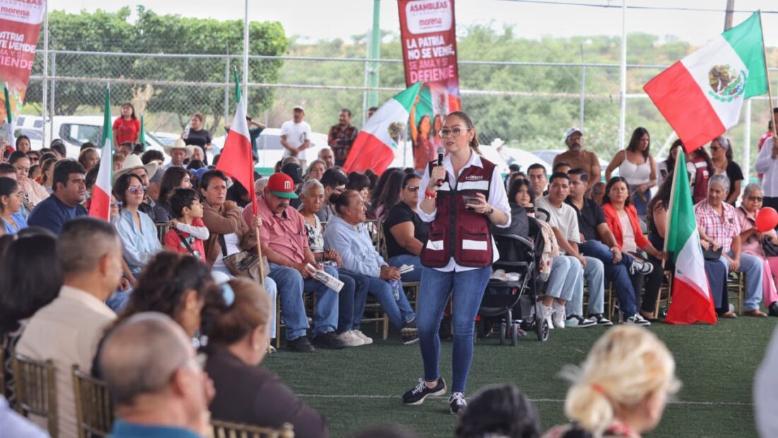 Vero Díaz encabeza asamblea informativa en Apozol, Zacatecas